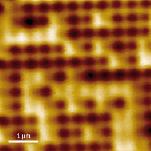 High Resolution MFM on Bit Patterned Media Co Pd at 10K cryogenic atomic force microscope attoAFM for MFM